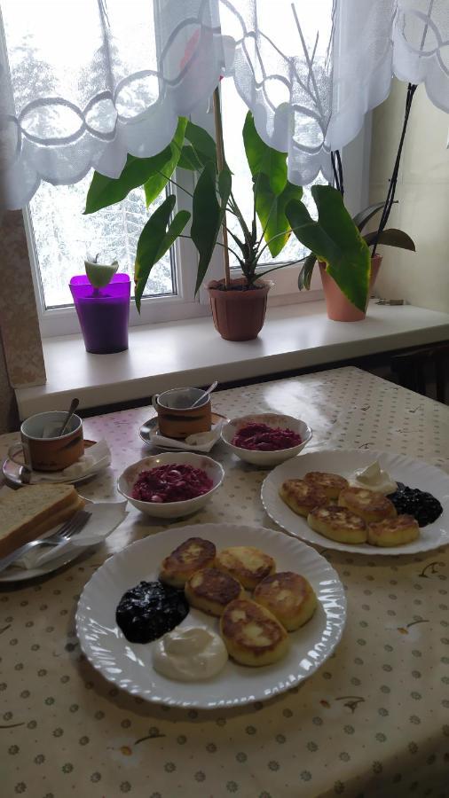 Родинна Оселя Slavske Ngoại thất bức ảnh