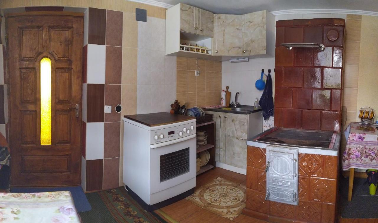Родинна Оселя Slavske Ngoại thất bức ảnh