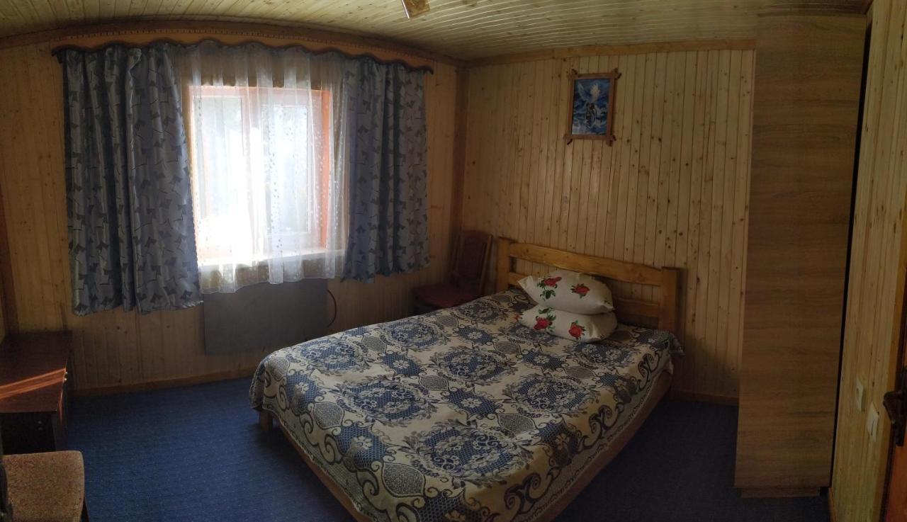 Родинна Оселя Slavske Phòng bức ảnh